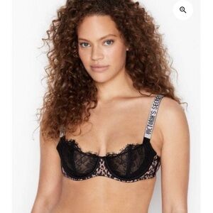 Victoria’s Secret very sexy  shine strap bra cheetah lace